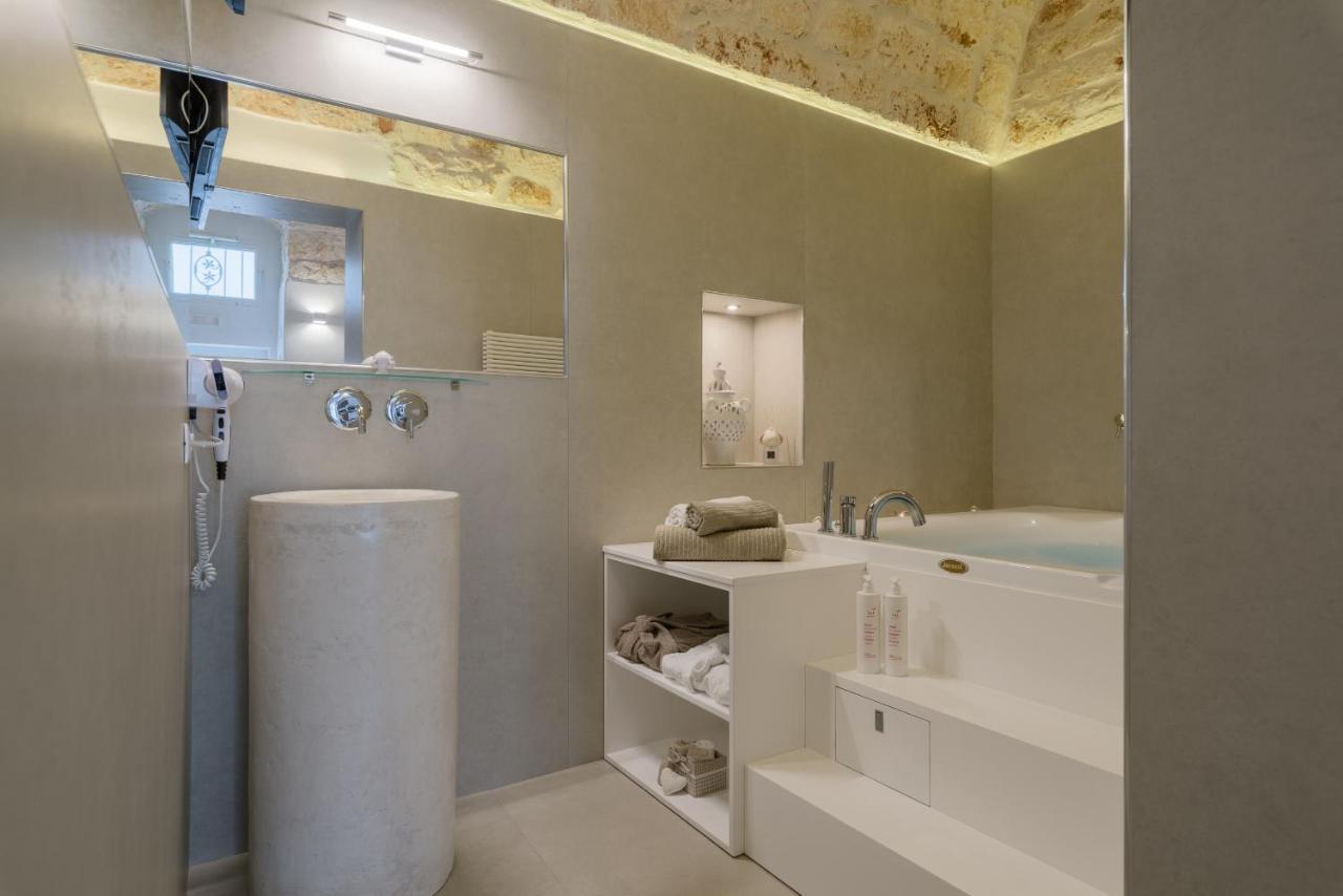 Pregiata Suite 25 Ostuni Dış mekan fotoğraf